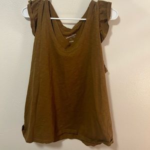 Universal Thread Top